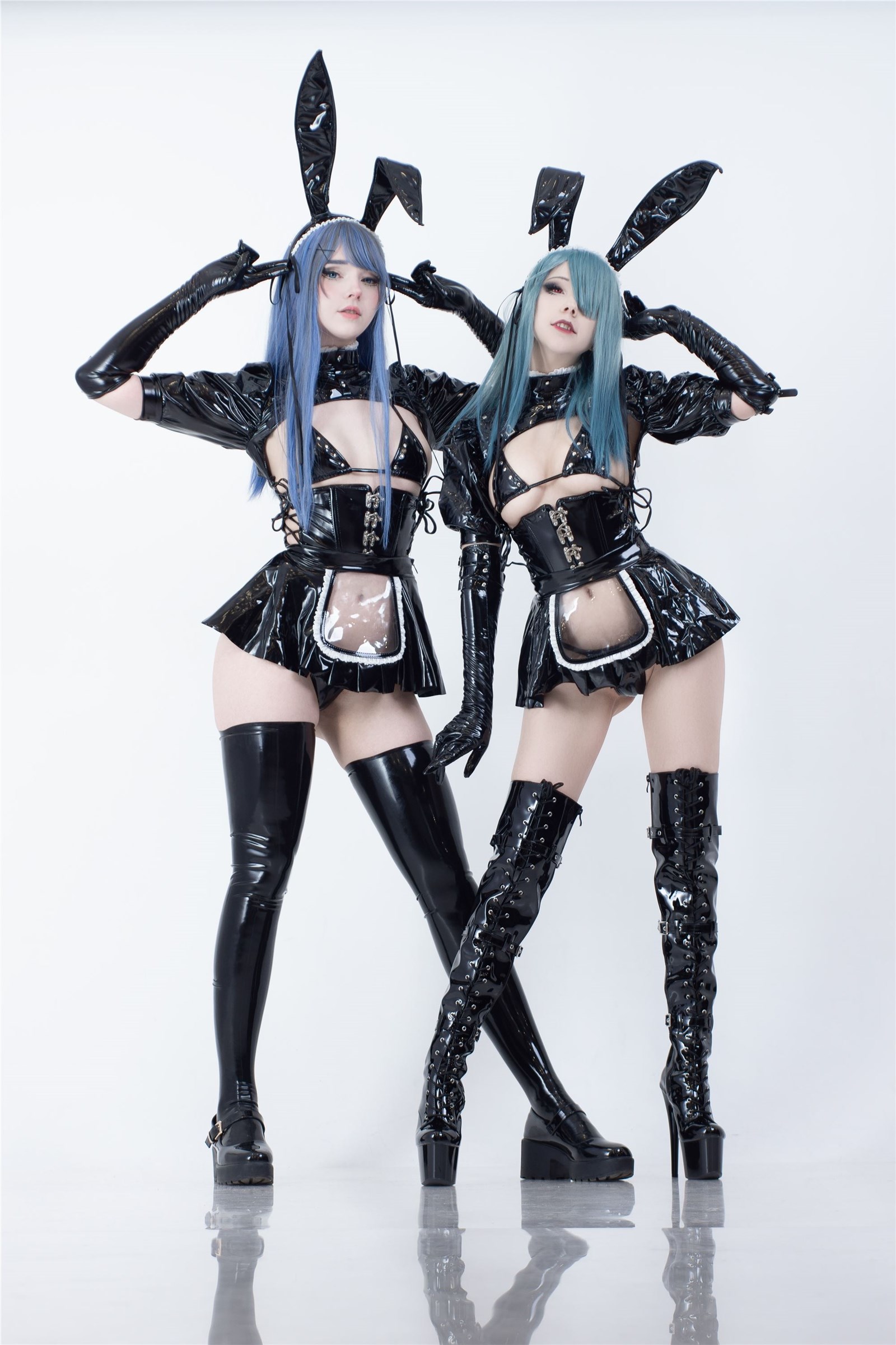 CandyBall 14. Latex Bunny Twins(23)